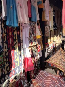 【ヨーロッパ周遊 #1】ティラーナ＆クルヤ観光ガイド｜おすすめレストラン・歴史スポット・行き方まとめ 🇦🇱